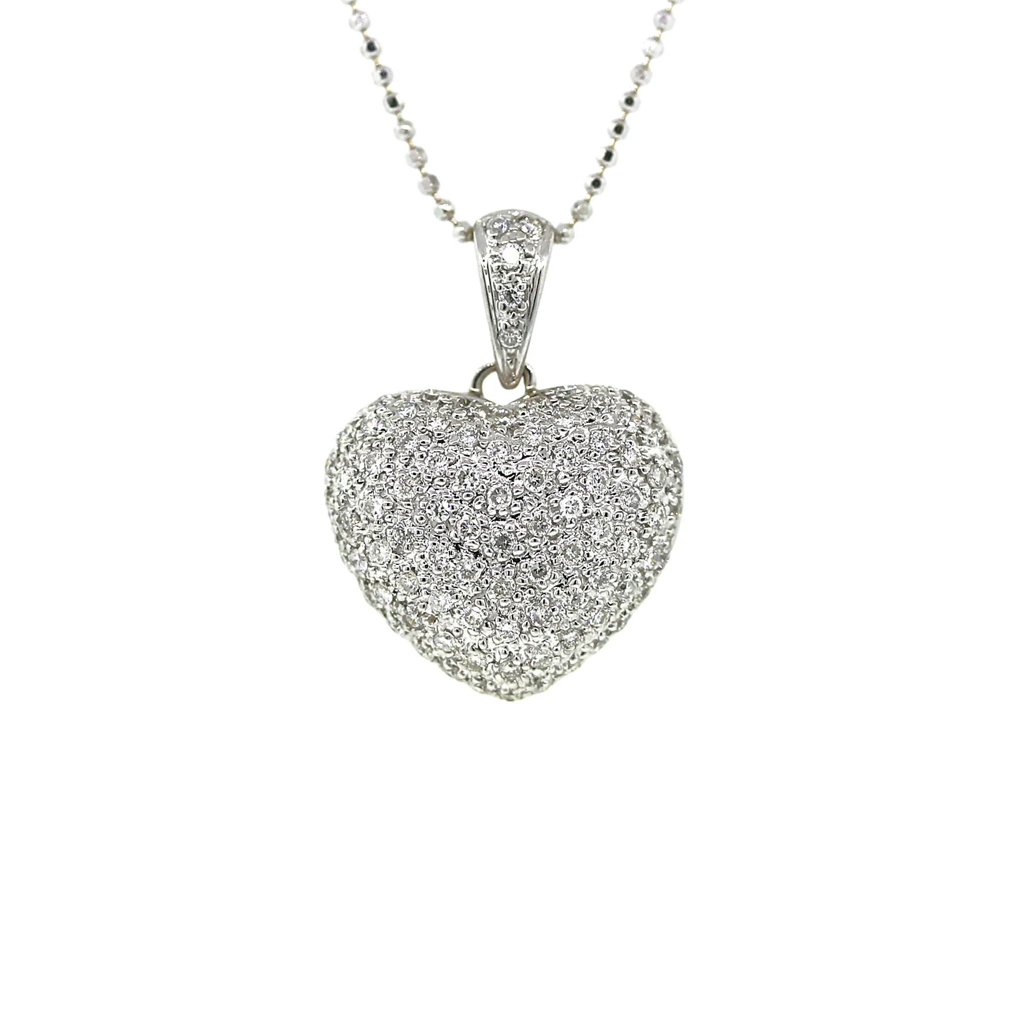 14k White Gold Diamond Heart Pendant  Necklace