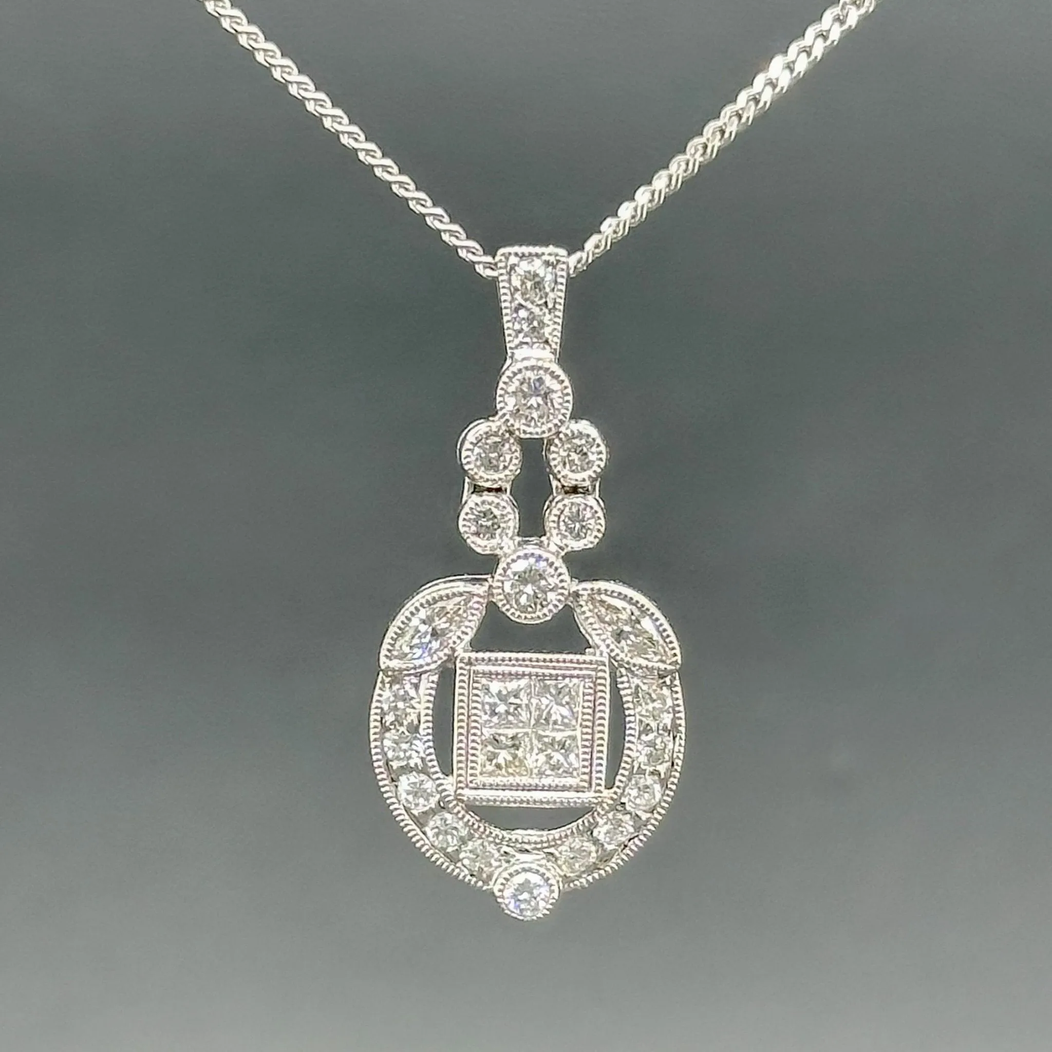 Estate 18K W Gold 1.18ctw G-H/SI1-2 Diamond Geometric Pendant