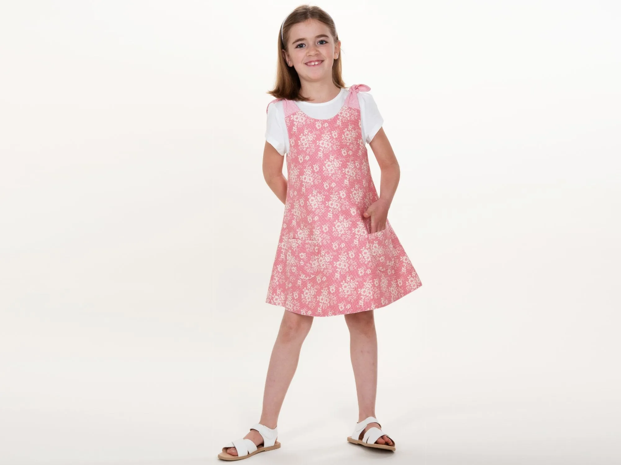 Girls pinafore dress sewing pattern ebook pdf JULE from Patternforkids