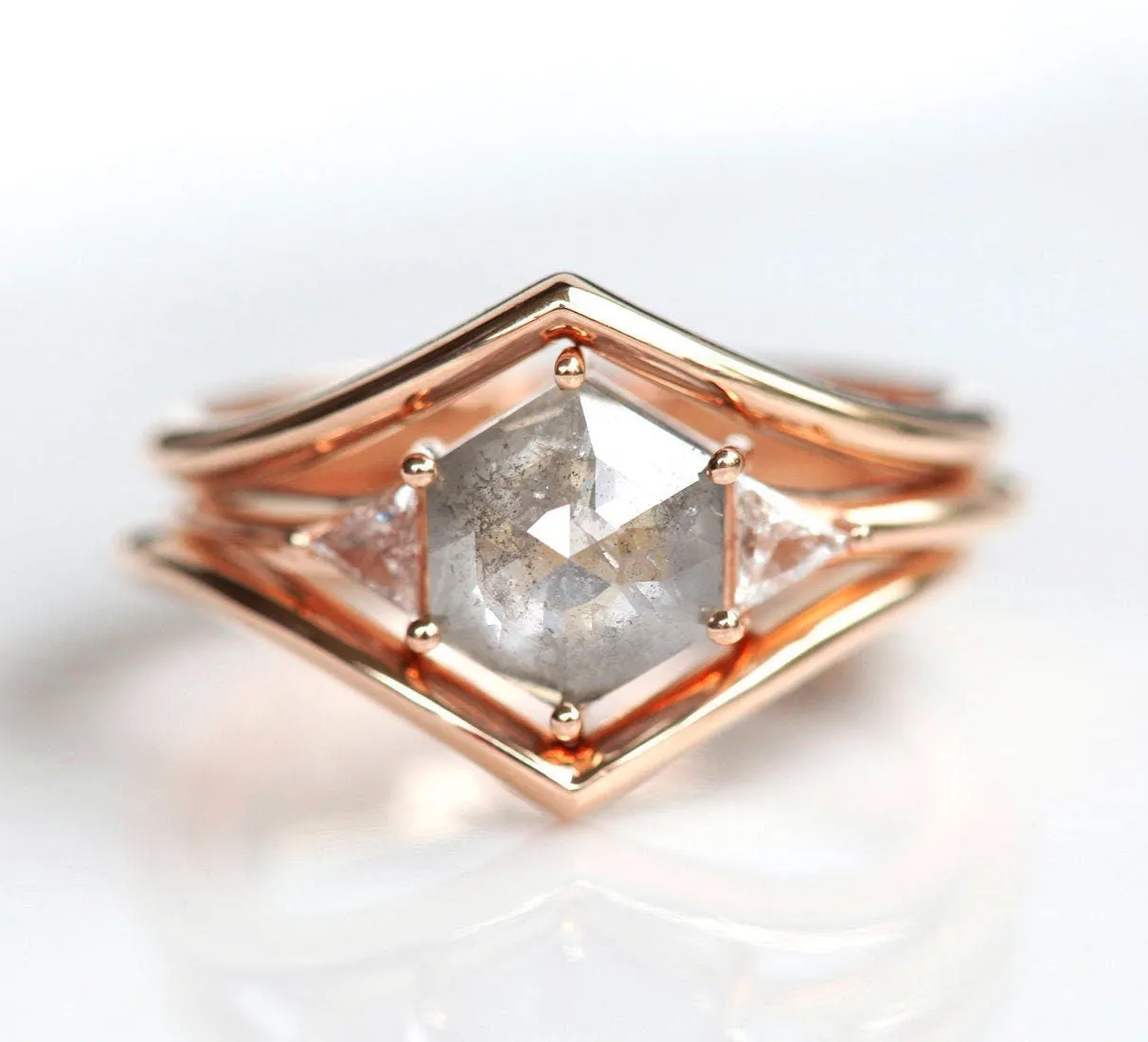 Hexagon Salt Pepper Ring With Side Triangle White Diamonds