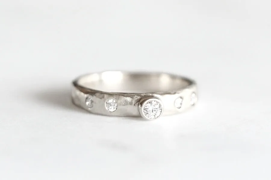 Silver Ona Carved Diamond Ring