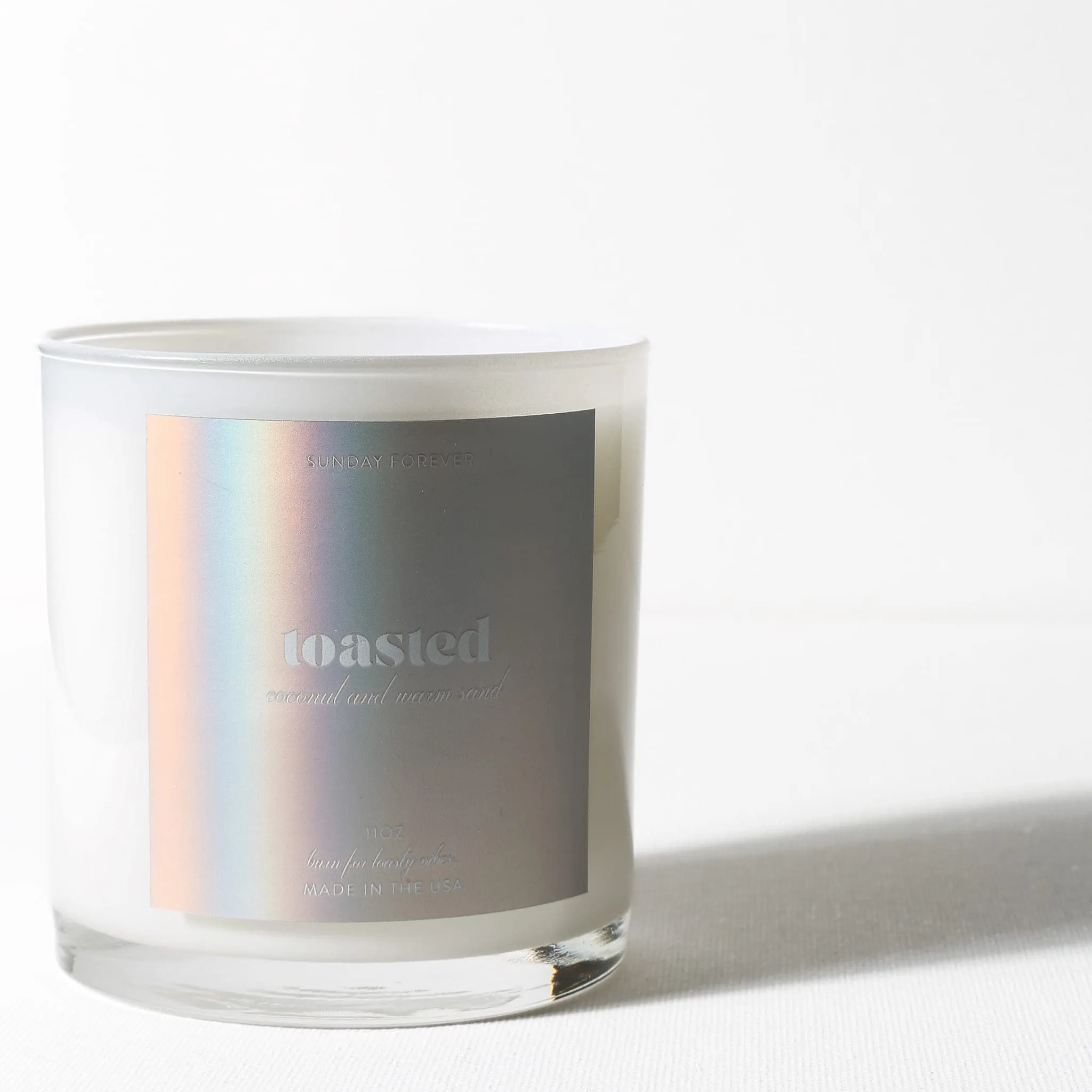 Toasted Luxury Candle with Coconut and Warm Sand