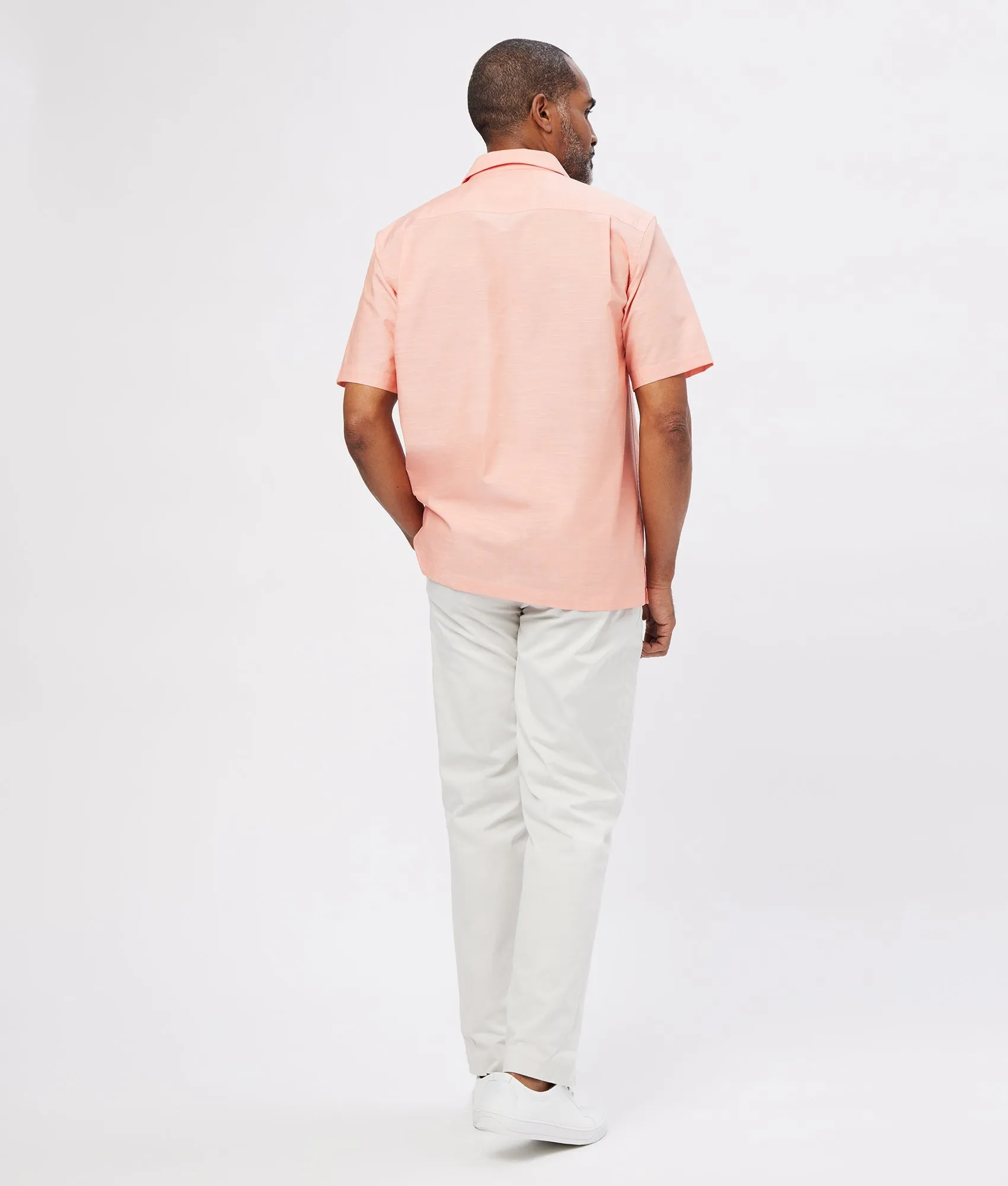 Untucked Solid Slub Poplin Short Sleeve ‘Landry’ Camp Casual Shirt with Magnetic Closures