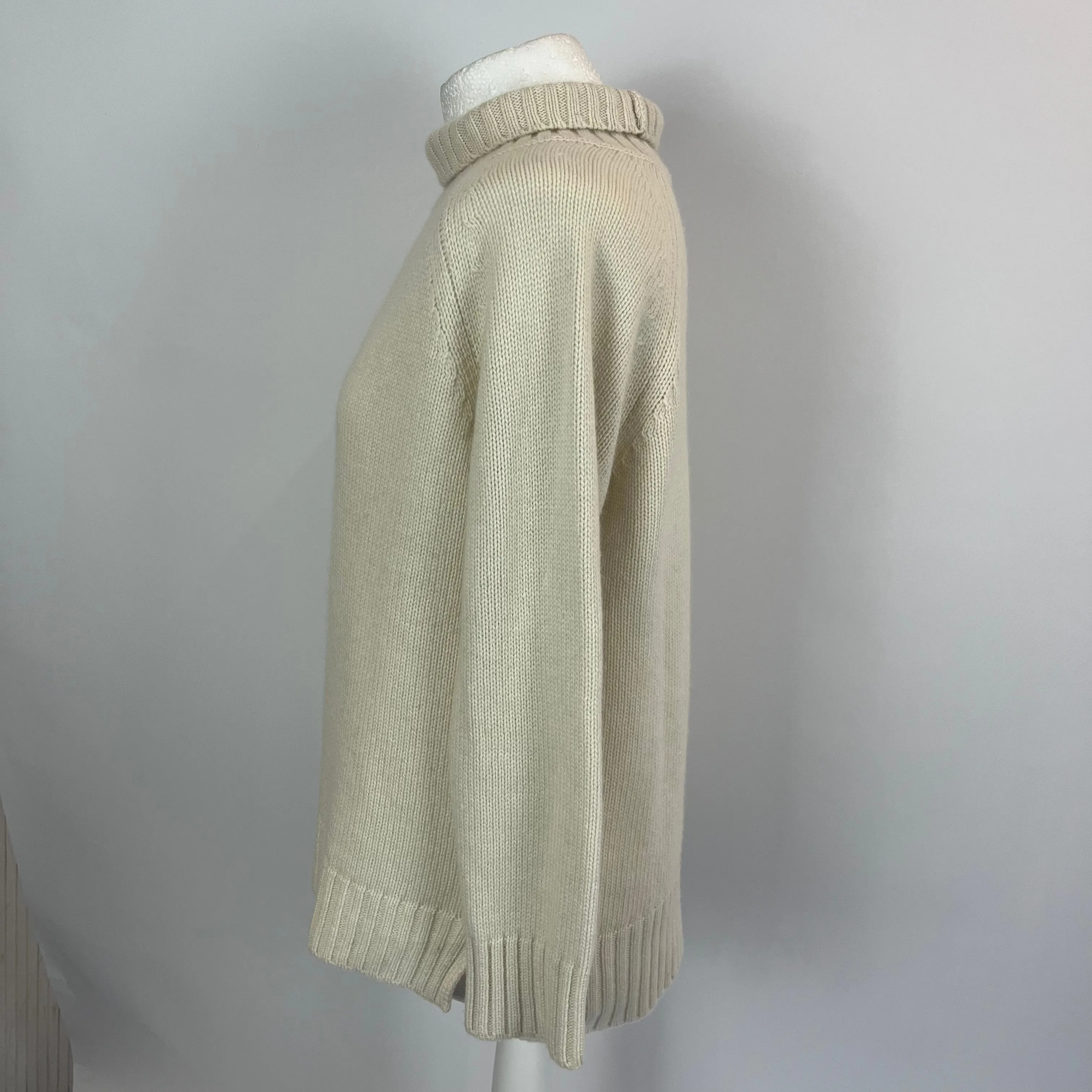 Weekend Max Mara Cream Thick Cashmere Sweater M